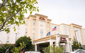 Hampton Inn & Suites Staten Island New York